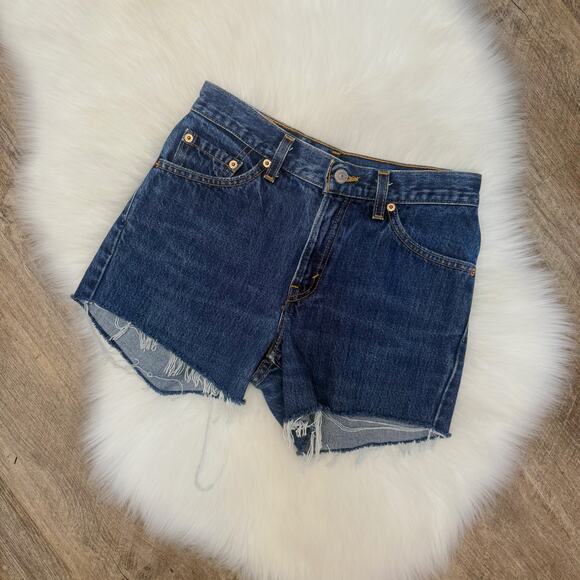 Levi Vintage 517 Denim Shorts - Picture 2 of 4